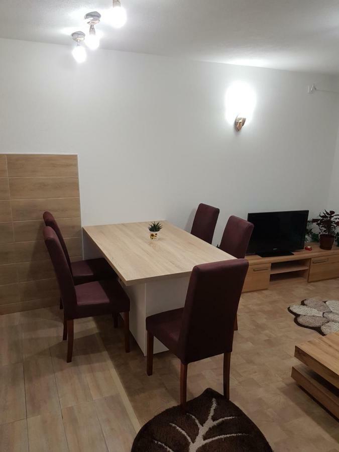 Apartment Centar Lux Banja Luka Exteriör bild